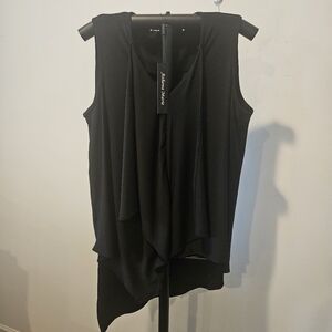 NWT Athena Marie Women's Black Handkerchief Hi-low Hem Blouse, MSRP $88, L